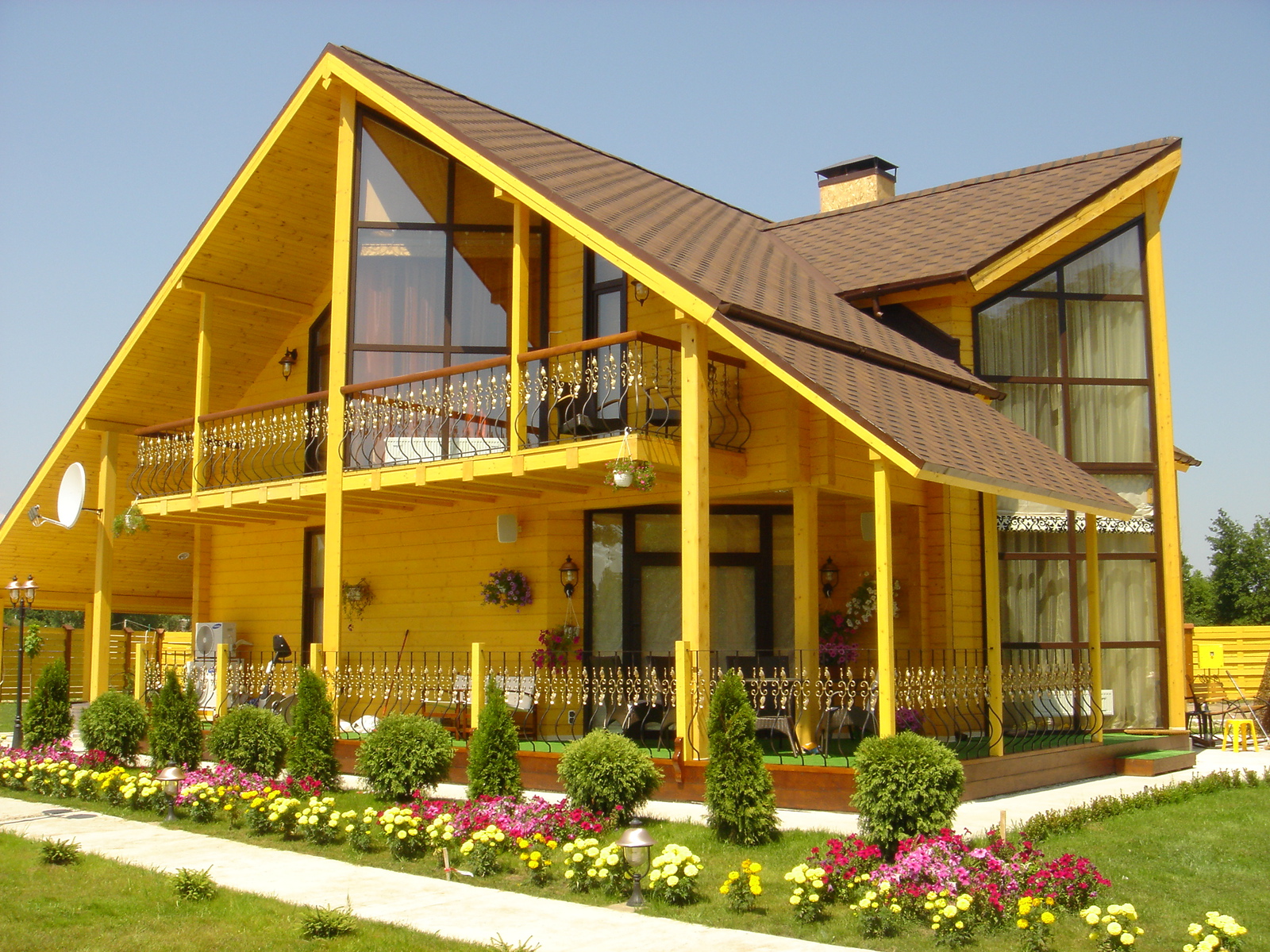 Onarım için ipuçları: dış cephe boyası Onarım için ipuçları: dış cephe boyası